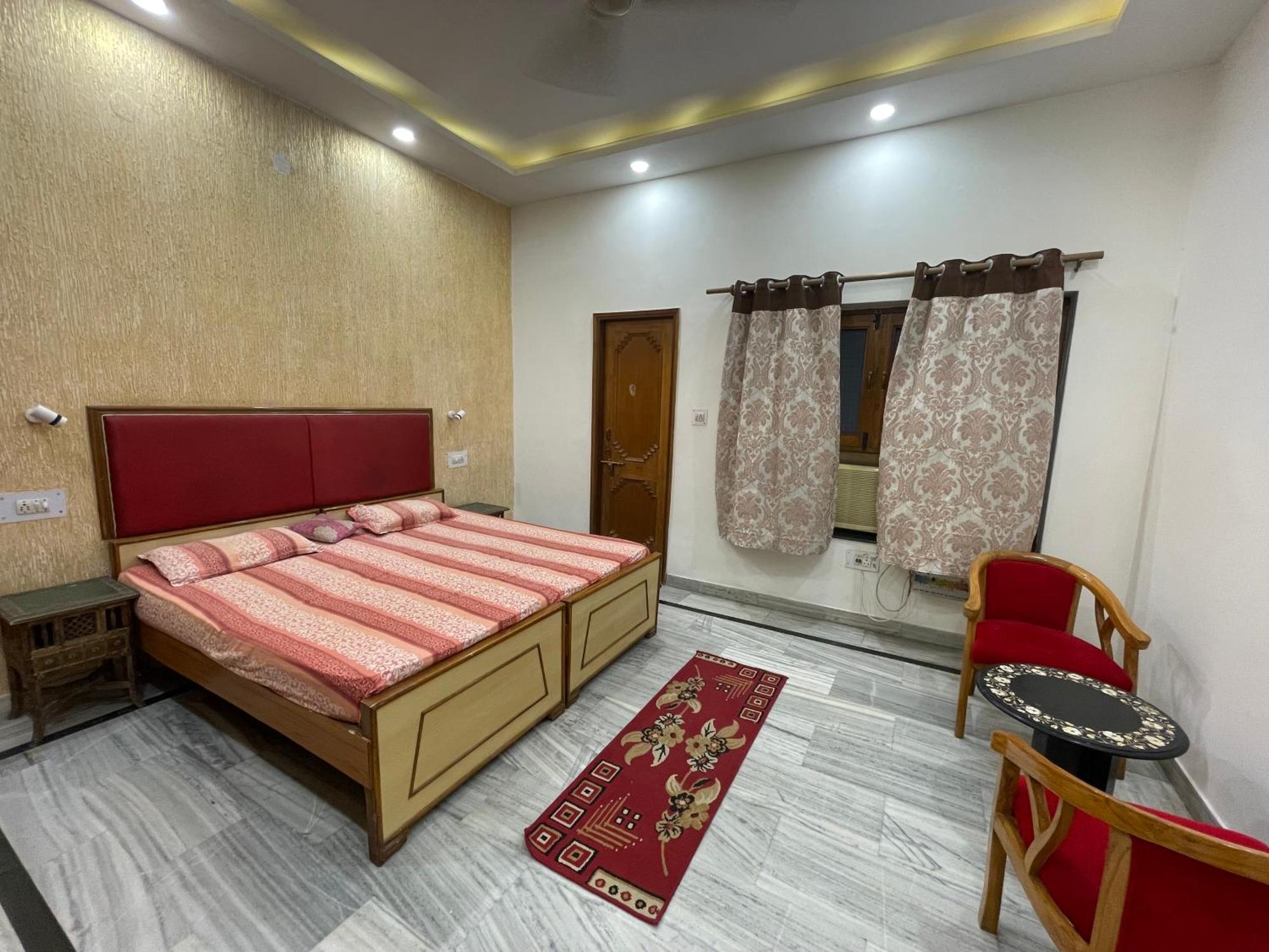 N.Homestay Agra  Luaran gambar